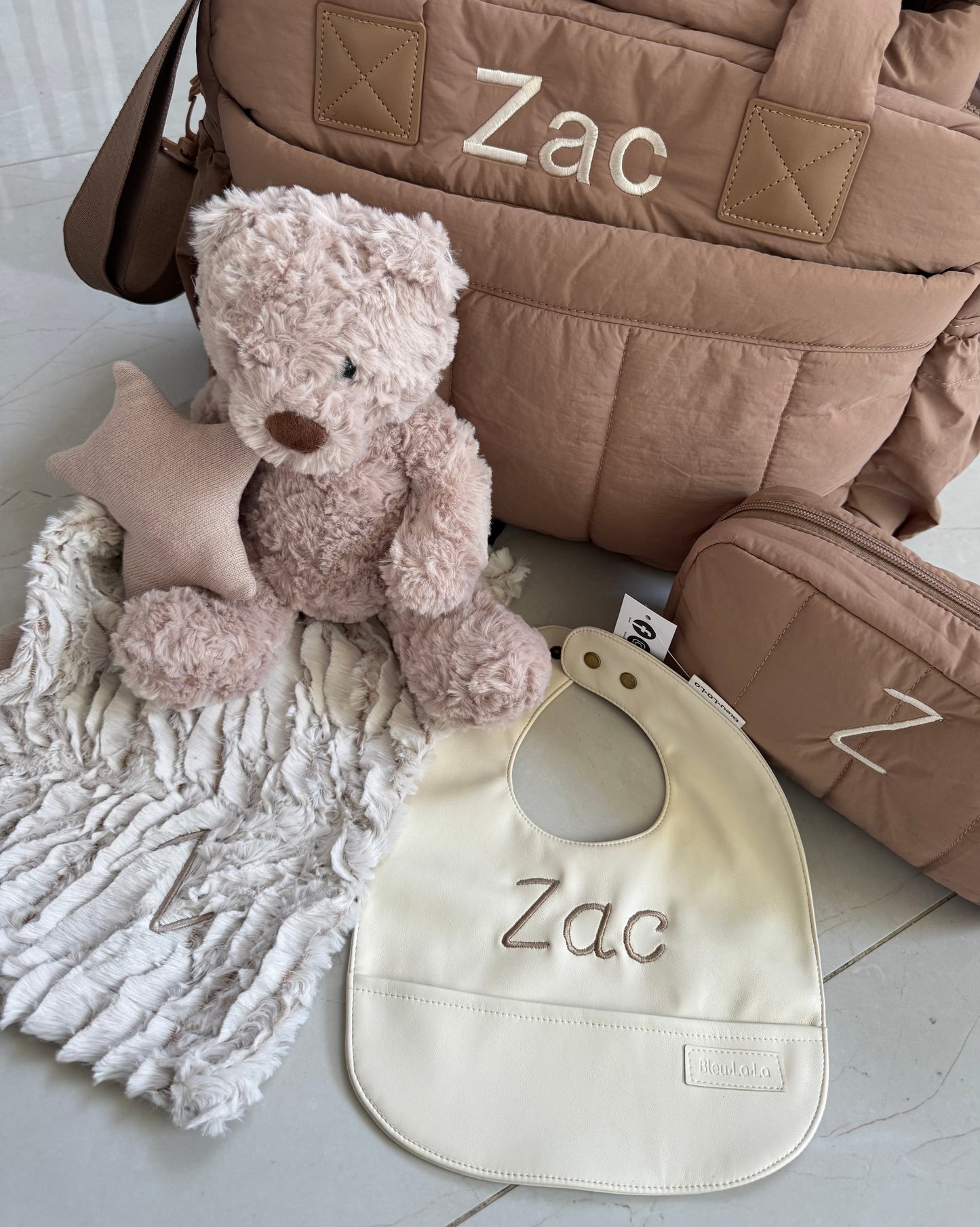 Brown weekender travel bag set