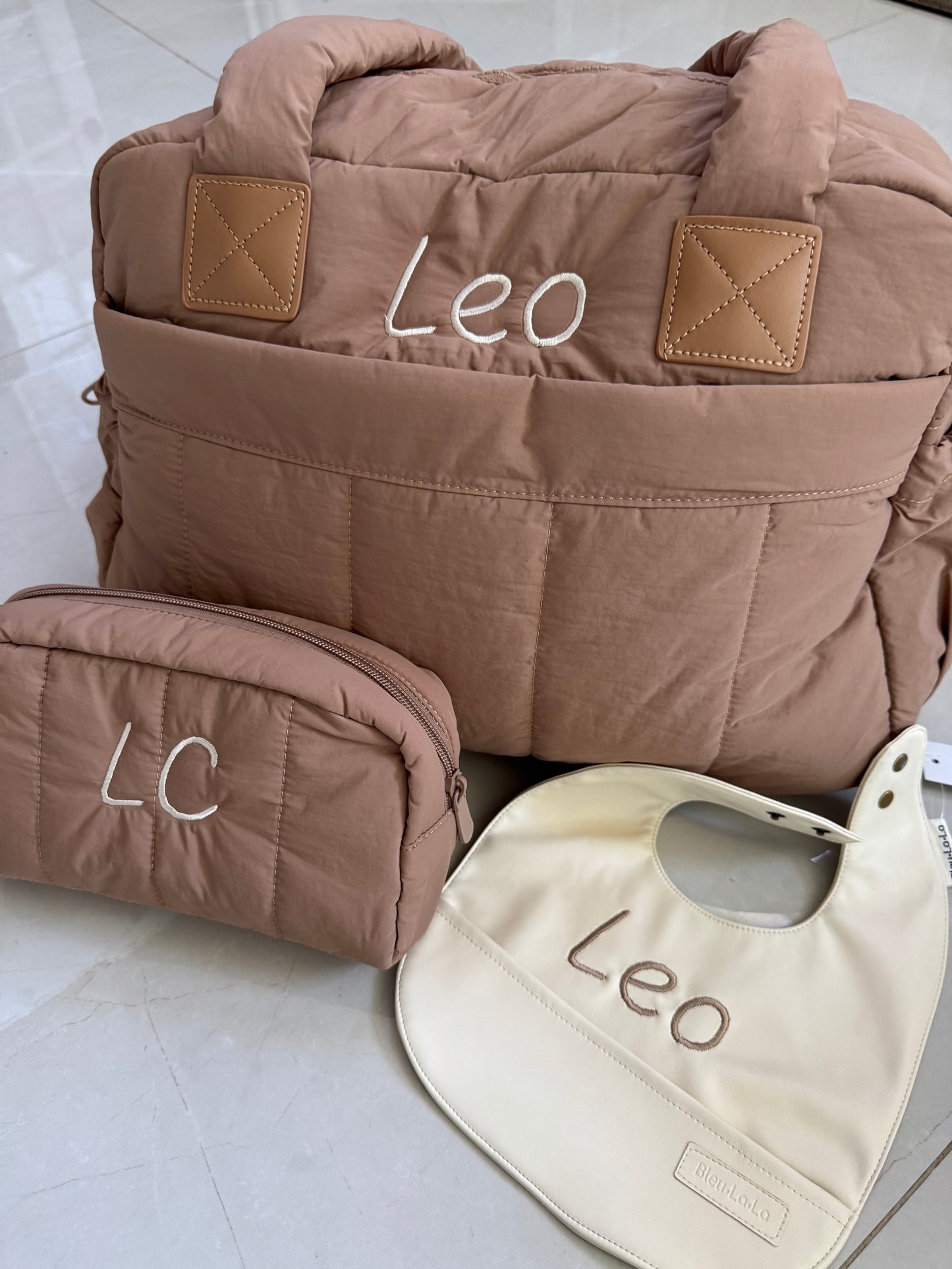 Brown weekender travel bag set