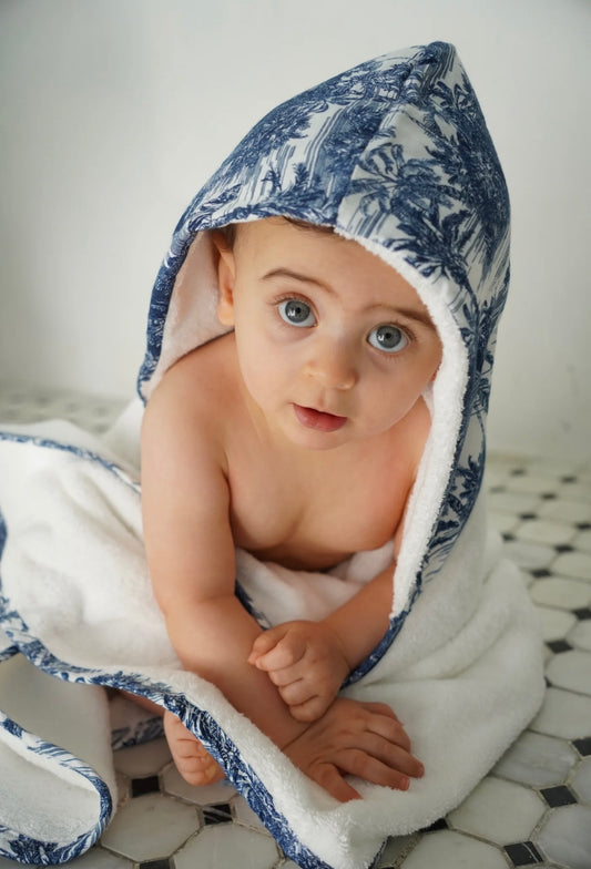 Little threads baby blue towel