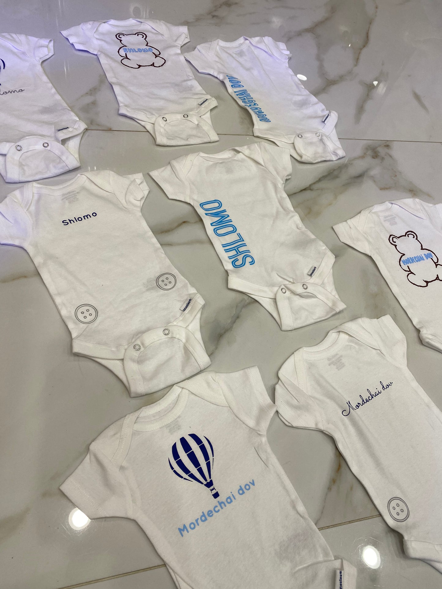 Baby onesie set